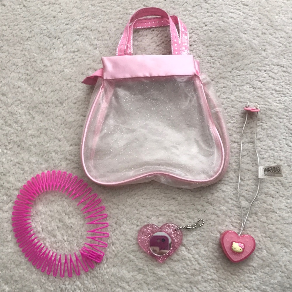FREE GIFT: Girls Pink Assorted Accessories Kit 💗
